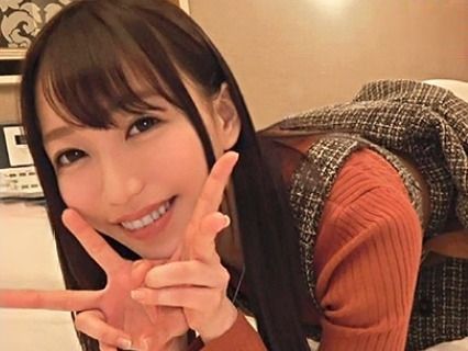 【上京OLの危険な初体験】『気持ち良すぎる…』新卒女子が電マとスパンキングで開発され、バック＆正常位で激ピストン！お尻を叩かれながら絶頂を迎えるウブなOLの初々しい喘ぎ声に興奮必至！♡