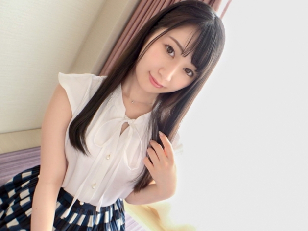 【美少女】華奢なカラダが魅力的な女のコと濃密にカラダを重ね合う！無毛マンコの奥までチンコ挿入し感じる濃厚セックス！