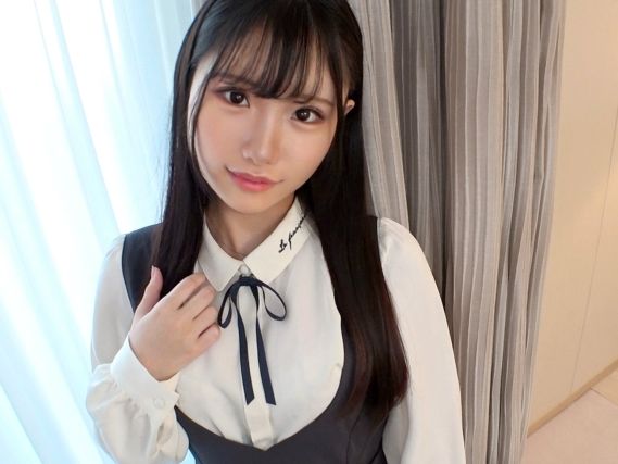 【コンカフェ巨乳女子】意外とおっぱい大きくてしかも清楚っぽい…けどハメドリさせちゃうエロ魅力♥