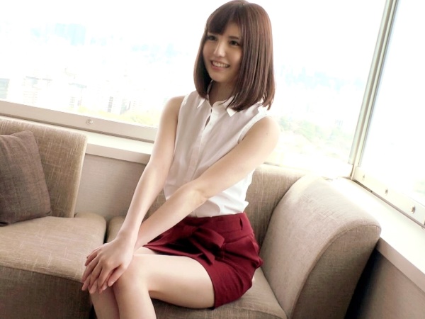 【素人】デザインの仕事をされているという美人な女性！細身だけど華奢で女性らしいラインの身体は男なら欲棒突っ込みたい！