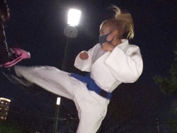 【強めアラサー女子の逆襲】筋肉美ボディの格闘女子が、弱い男はお断り！激しく犯される快感に目覚め、戦闘モード全開のストロングセックスで男を翻弄！♡ 力自慢の彼女が、本能のままに乱れる姿は必見！