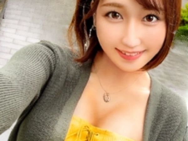 【美巨乳JDの危険な遊び】『生でいいよ…』Fカップ女子大生がハメ撮りで本気モード！膣内射精したザーメンを手マンでほじくり、愛液と混ざり合うエロすぎるお漏らし♥