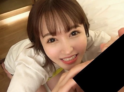 【旦那には内緒の危険な密会】『ダメ…でも気持ちいい…』欲求不満な淫乱人妻が浮気相手と生ハメセックス！「こんなに硬くなってる…♡」とチ○ポに夢中になるえちえち人妻の裏切り行為！！
