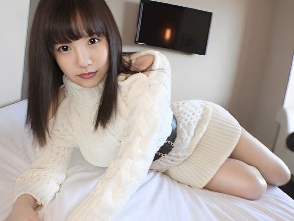 【初AV】童顔なのに26歳!手入れなしボーボーまんこを接写され、恥ずかしがる姿がエロかわいい♥ドキドキの初撮影で濡れちゃう敏感ボディがヤバい!!