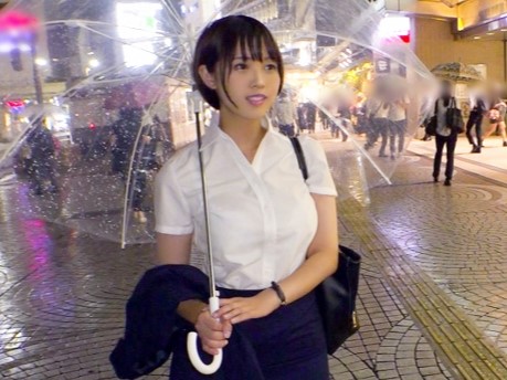 【ショートカット巨乳OLの秘密のホテルSEX】『ダメ…会社にバレちゃう…』仕事終わりにホテル直行！キュートなOLが巨乳を揺らして感じまくり！おマンコを激しく突きまわされ、普段の真面目な姿からは想像できないほど乱れちゃう！！