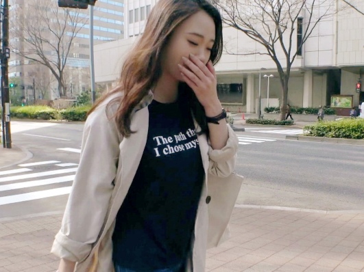 【巨乳女子の敏感開発】『あっ…ダメ…そこ…』エッチなカラダの持ち主が手マンでびちゃびちゃに！敏感な部分を責められ、マンコはグチョグチョ♡ バイブ挿入でさらに感じまくる姿は必見！