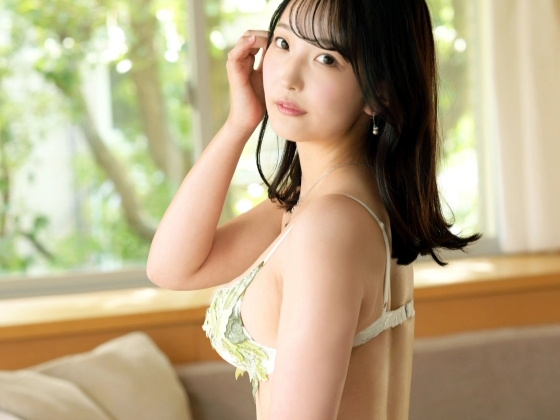 【爆乳お姉さんの濃厚プレイ】豊満ボディがエロすぎる！チンコをしゃぶり尽くし、エチエチなマンコで濃厚に絡み合う、とろけるようなセックス！