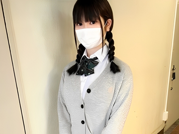 ＜中出し＞三つ編み娘っ♡コスプレ＆膣穴ザーメンまみれのファックっ！こんな清楚なのにっ…！！