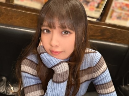 【寝込みを襲う禁断の夜】無防備な素人娘が2本のチンポで好き放題！意識のないまま身体中を撮影され、快楽に溺れる…。抵抗できない彼女のカラダが男たちの欲望のままに犯される！