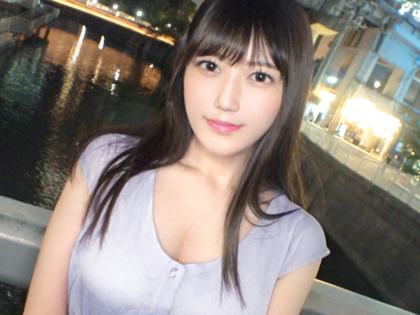 ＜素人×即パコ＞色白マシュマロ系巨乳のお姉さん♫手マンとクンニで大洪水の敏感系♡巨根に悦び喉奥までずっぼり咥え…♪