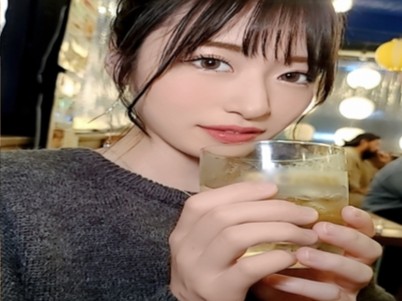 【色白美乳の素人美少女】『もっと…♥』SSS級美少女と濃厚ラブセックス！しがみつき騎乗位で腰を振りまくり、ベロチューしまくり！極上ボディに密着して離さない！♡