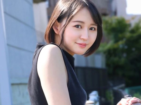 【人妻】パン線浮きまくりで可愛すぎる奥様と背徳の不倫セックス…旦那専用のパイパンでいっぱい騎乗位してもらいました…♡
